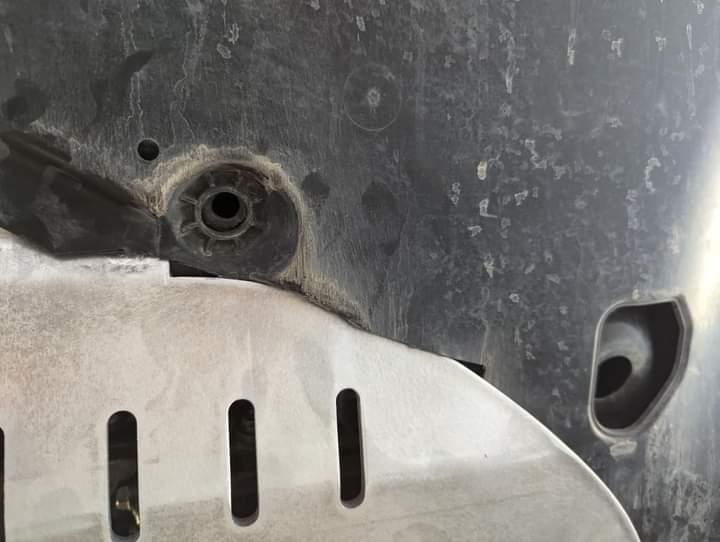 FRONT SKID PLATE 2023+ PILOT