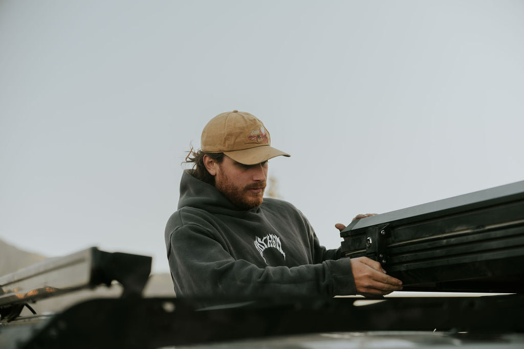 STERLING ADVENTURE CO Wasatch Aluminum Double Channel Rooftop Tent