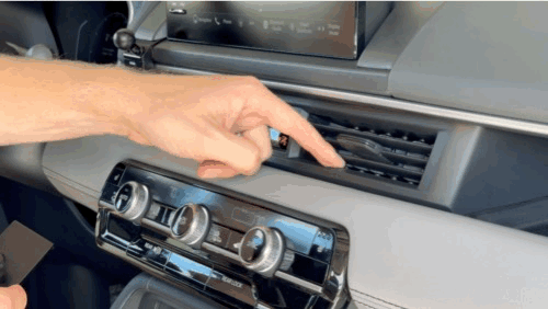 Honda Pilot 2023-2025 | Passport 2026 MagSafe-compatible Phone Mount By OFFROAM