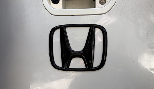 HONDA OEM BLACKOUT REAR TAILGATE H & RIDGELINE EMBLEM GLOSS BLACK KIT (AWD SPORT TRAILSPORT Optional)
