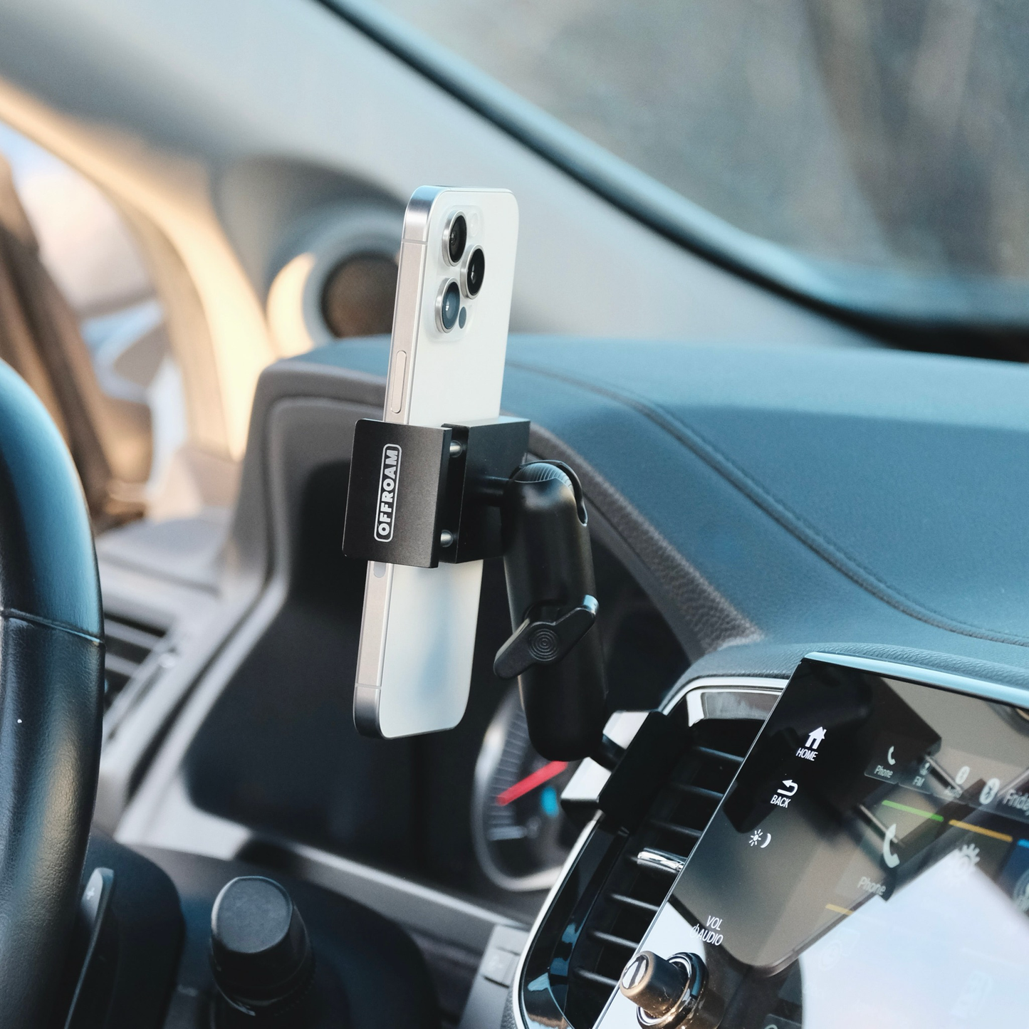 Honda Ridgeline 2016-2025 | Passport 2019-2025 | Pilot 2016-2022 Phone Mount By OFFROAM