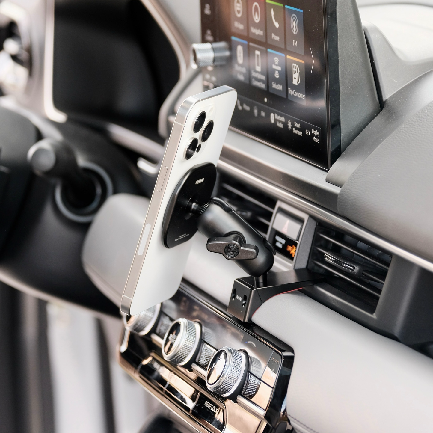 Honda Pilot 2023-2025 | Passport 2026 MagSafe-compatible Phone Mount By OFFROAM