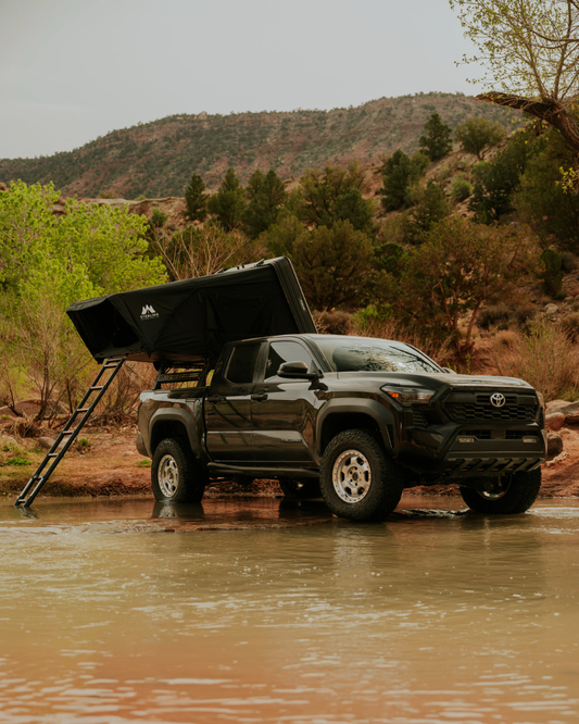 STERLING ADVENTURE CO Uinta Box Shell Rooftop Tent