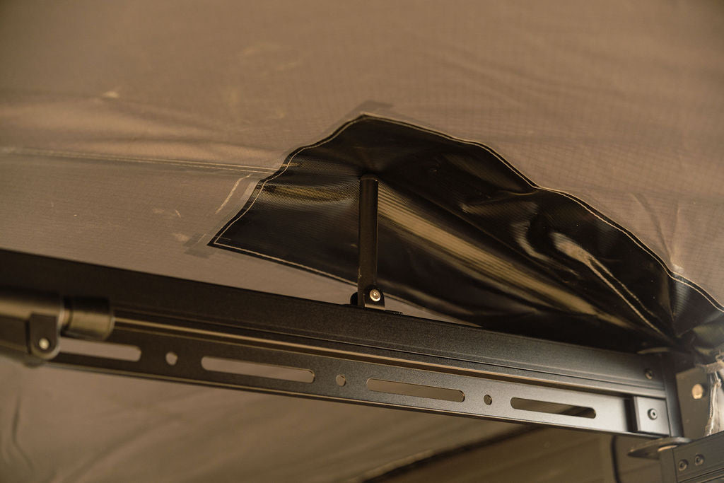 STERLING ADVENTURE CO 180 Degree Free Standing Awning