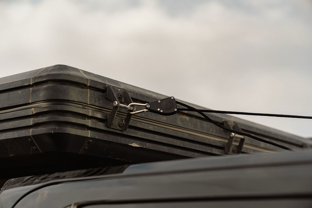 STERLING ADVENTURE CO 180 Degree Free Standing Awning