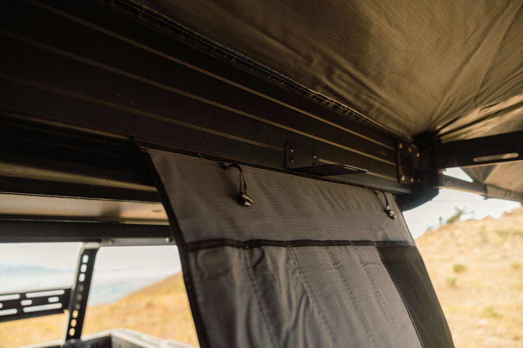 STERLING ADVENTURE CO 180 Degree Free Standing Awning