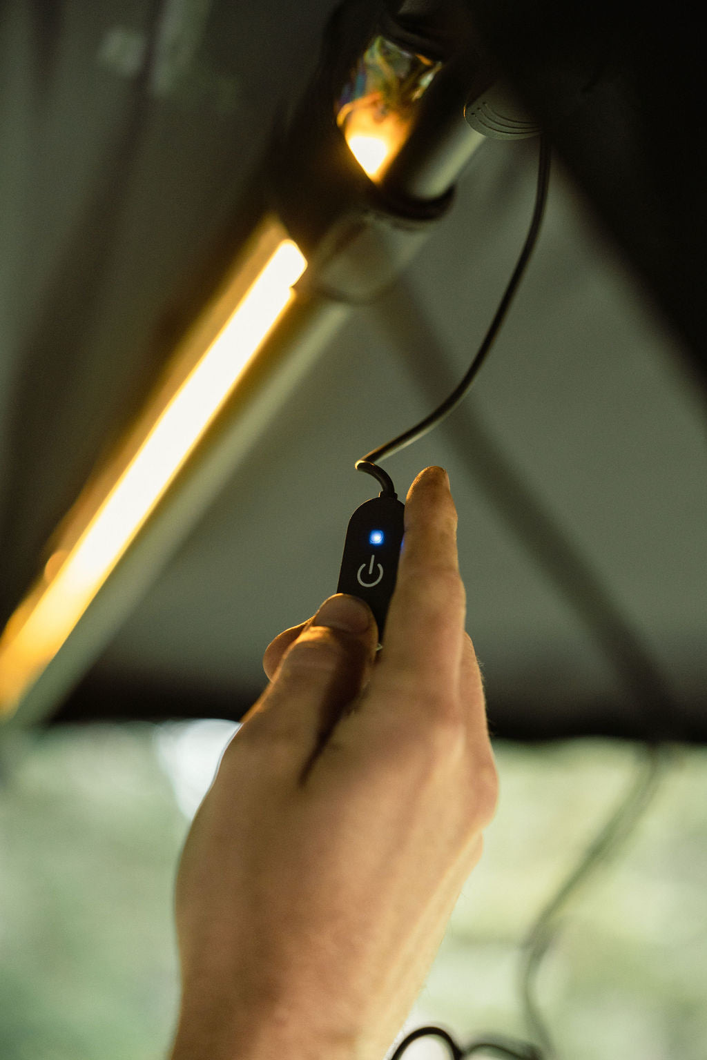 STERLING ADVENTURE CO 180 Degree Free Standing Awning