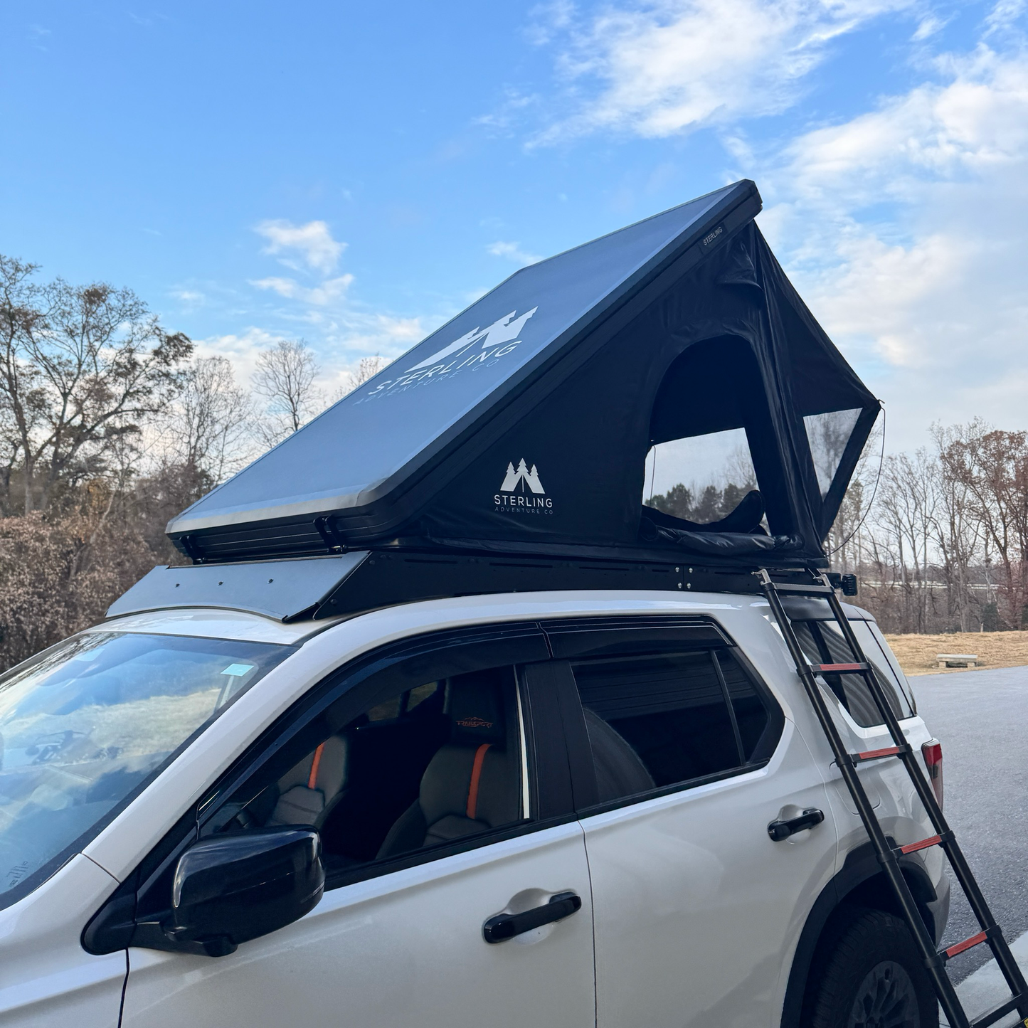 STERLING ADVENTURE CO Wasatch Lite Aluminum Hardshell Rooftop Tent